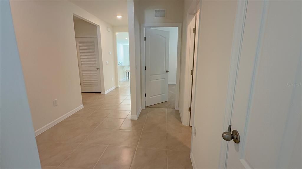 For Rent: $1,850 (3 beds, 2 baths, 1635 Square Feet)