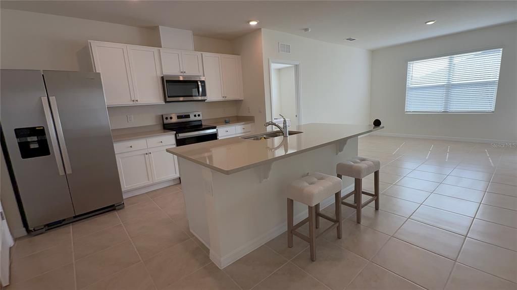 For Rent: $1,850 (3 beds, 2 baths, 1635 Square Feet)