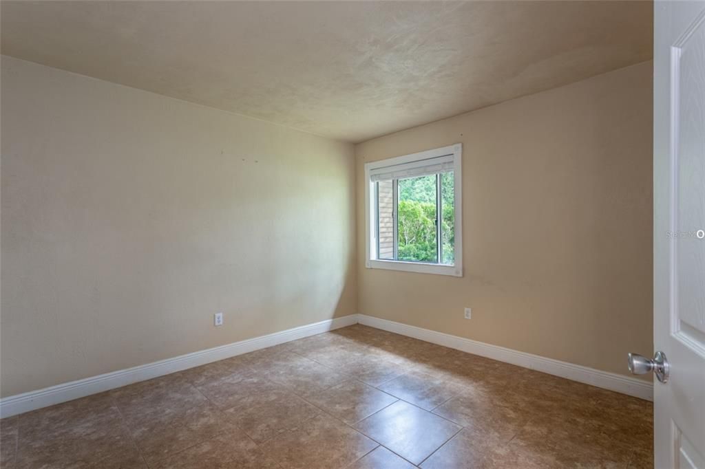 На продажу: $229,000 (3 спален, 2 ванн, 1092 Квадратных фут)