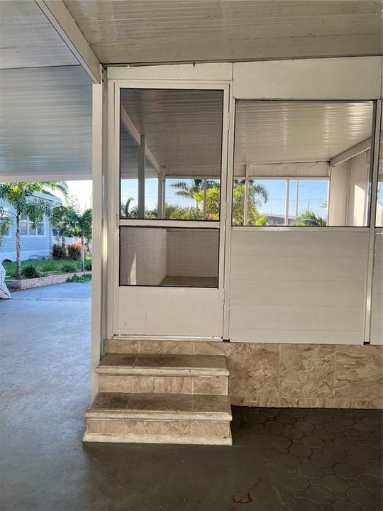 На продажу: $124,000 (2 спален, 1 ванн, 672 Квадратных фут)