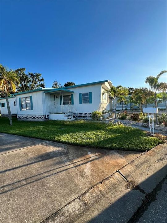 На продажу: $124,000 (2 спален, 1 ванн, 672 Квадратных фут)