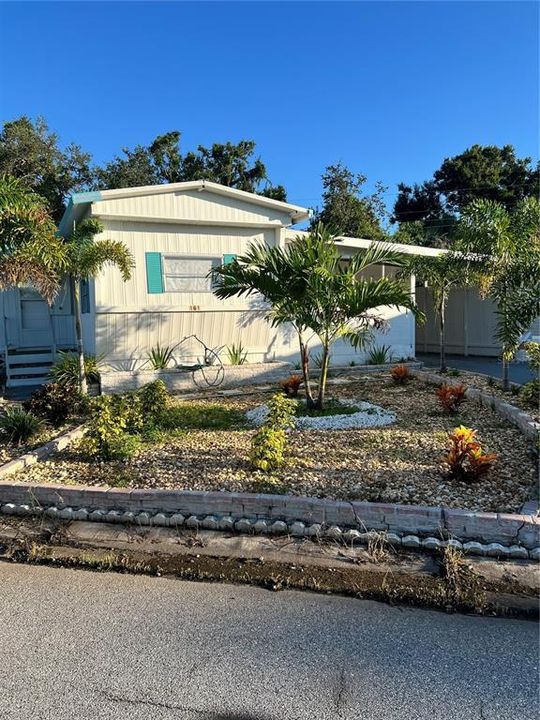 На продажу: $124,000 (2 спален, 1 ванн, 672 Квадратных фут)