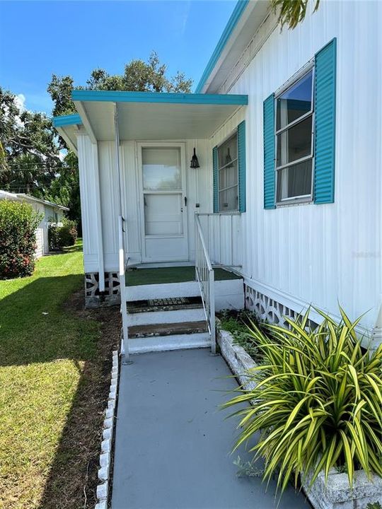 На продажу: $124,000 (2 спален, 1 ванн, 672 Квадратных фут)