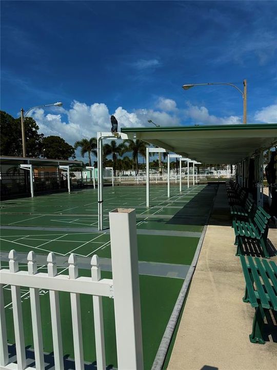 На продажу: $124,000 (2 спален, 1 ванн, 672 Квадратных фут)