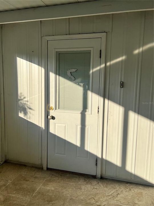 На продажу: $124,000 (2 спален, 1 ванн, 672 Квадратных фут)