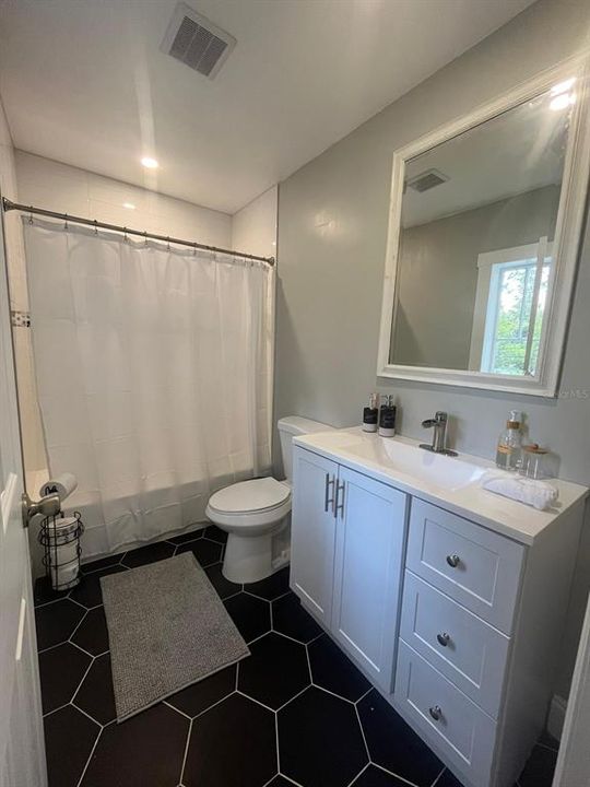 For Sale: $779,400 (5 beds, 0 baths, 1799 Square Feet)