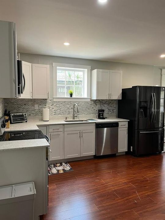 For Sale: $779,400 (5 beds, 0 baths, 1799 Square Feet)