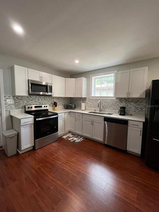 For Sale: $779,400 (5 beds, 0 baths, 1799 Square Feet)