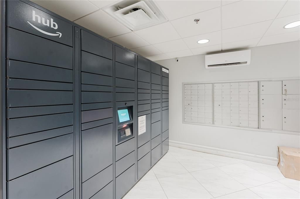 For Sale: $245,000 (2 beds, 2 baths, 975 Square Feet)