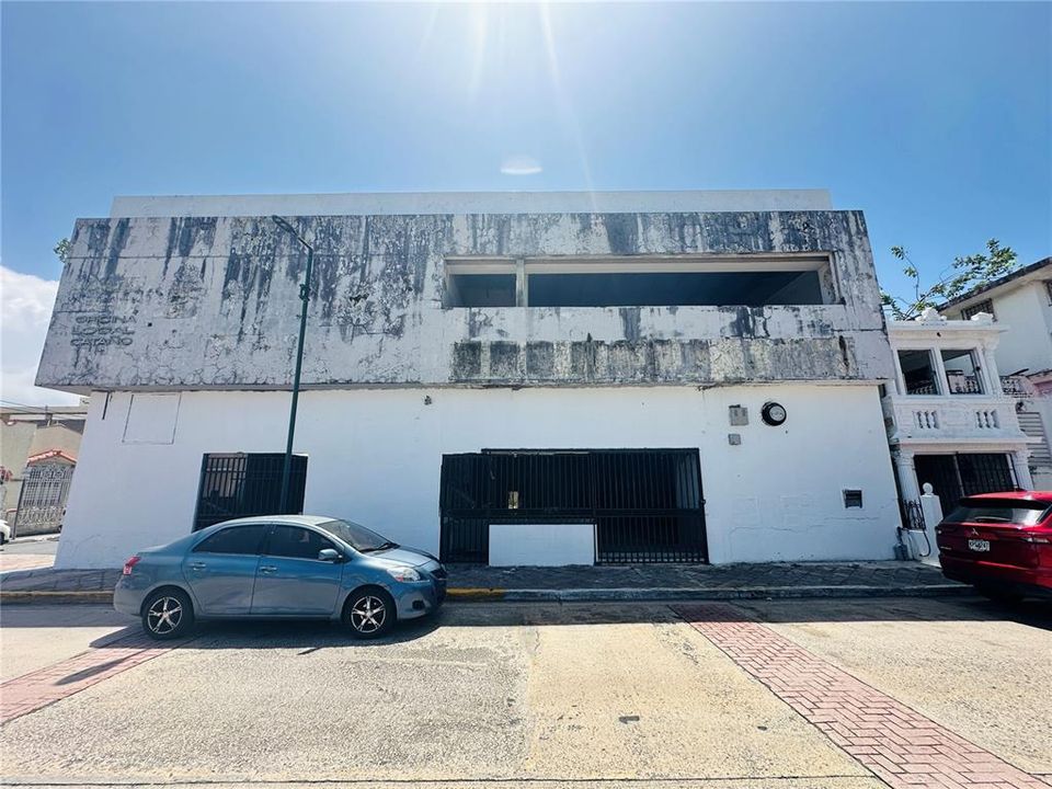 待售: $999,000 (0 贝兹, 0 浴室, 0 平方英尺)