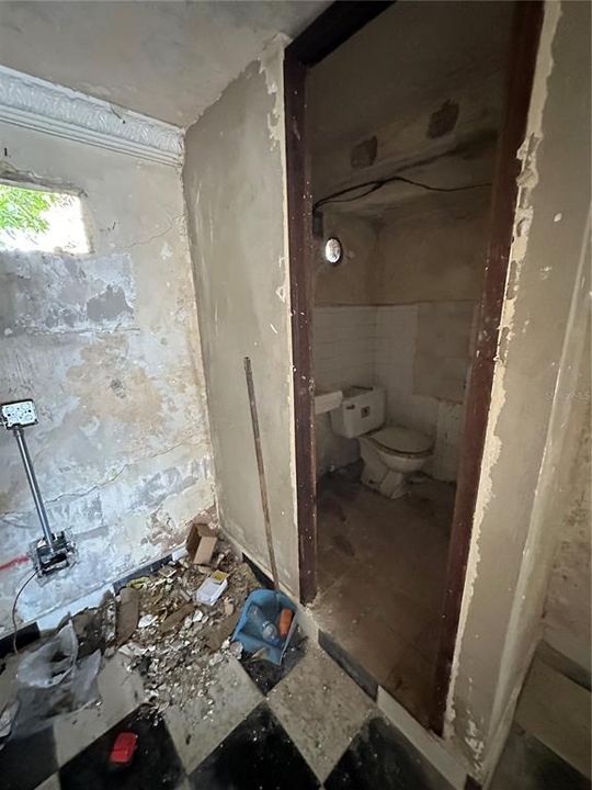 待售: $999,000 (0 贝兹, 0 浴室, 0 平方英尺)