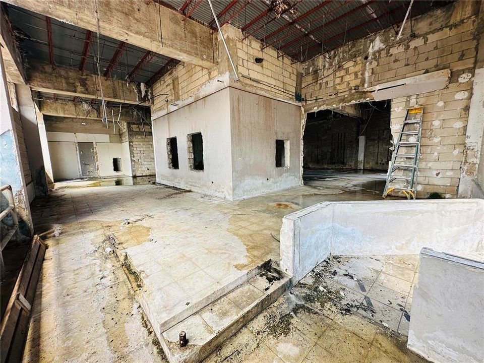 待售: $999,000 (0 贝兹, 0 浴室, 0 平方英尺)