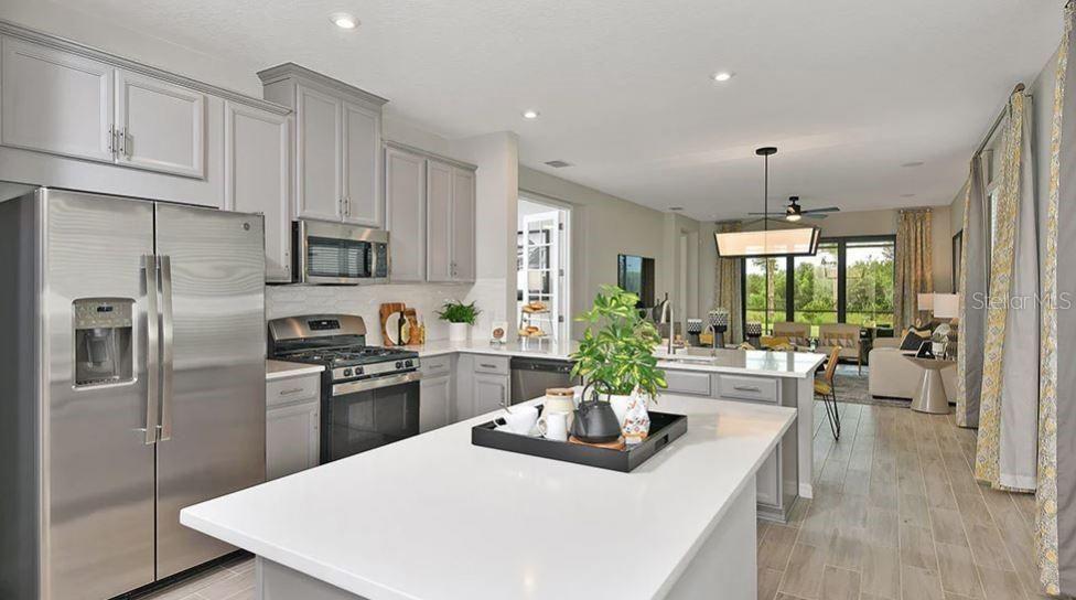 Active With Contract: $380,000 (3 beds, 2 baths, 1790 Square Feet)