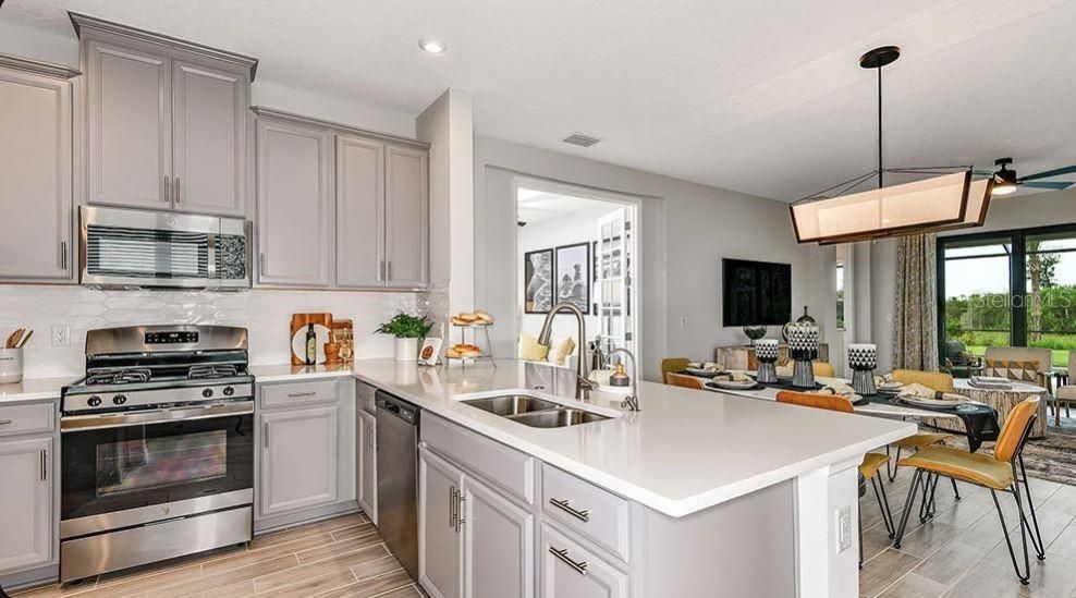 Active With Contract: $380,000 (3 beds, 2 baths, 1790 Square Feet)