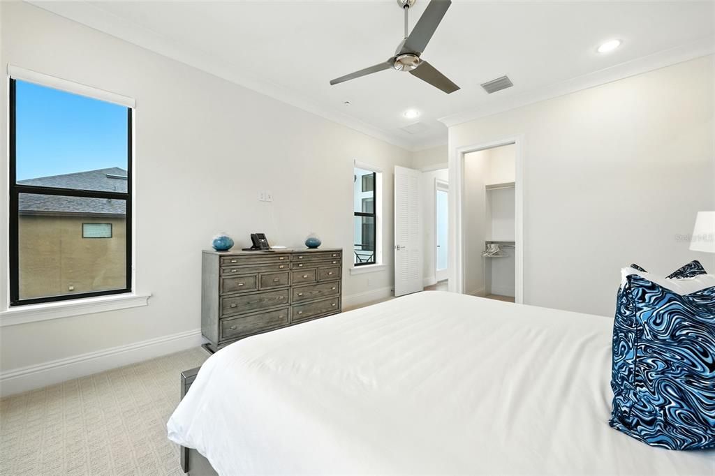 For Sale: $2,500,000 (7 beds, 7 baths, 5156 Square Feet)