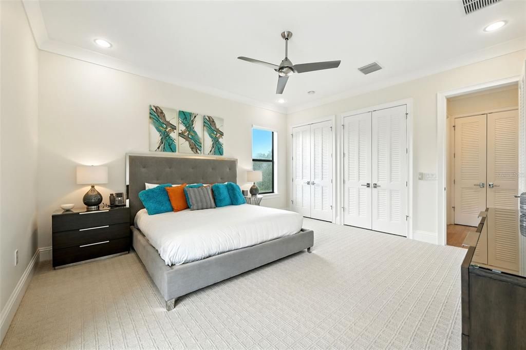 For Sale: $2,500,000 (7 beds, 7 baths, 5156 Square Feet)