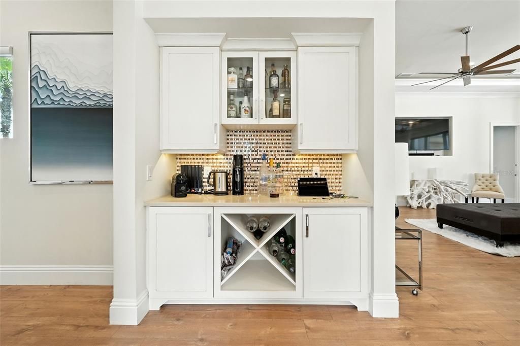 For Sale: $2,500,000 (7 beds, 7 baths, 5156 Square Feet)