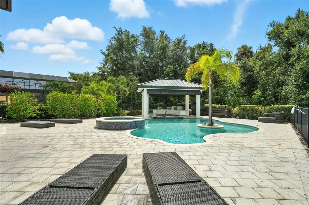 For Sale: $2,500,000 (7 beds, 7 baths, 5156 Square Feet)