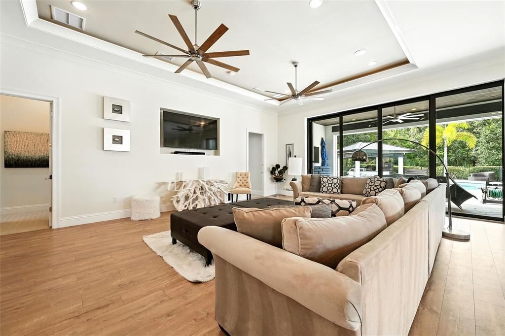 For Sale: $2,500,000 (7 beds, 7 baths, 5156 Square Feet)