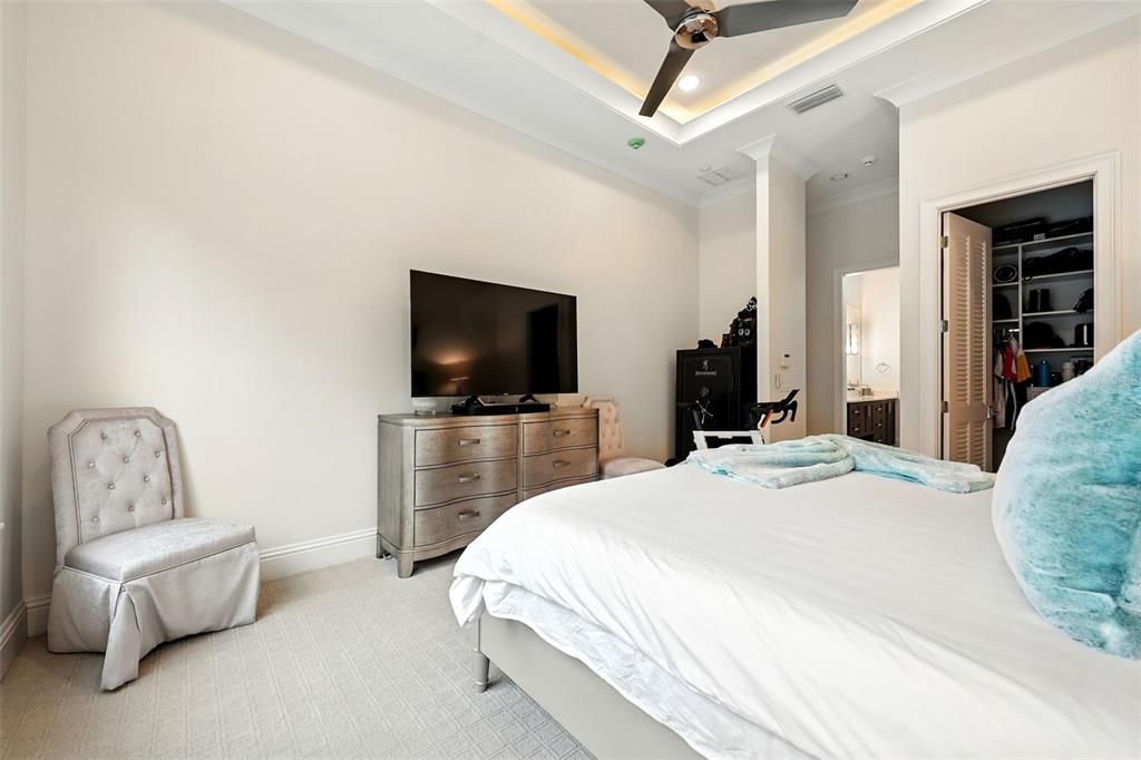 For Sale: $2,500,000 (7 beds, 7 baths, 5156 Square Feet)