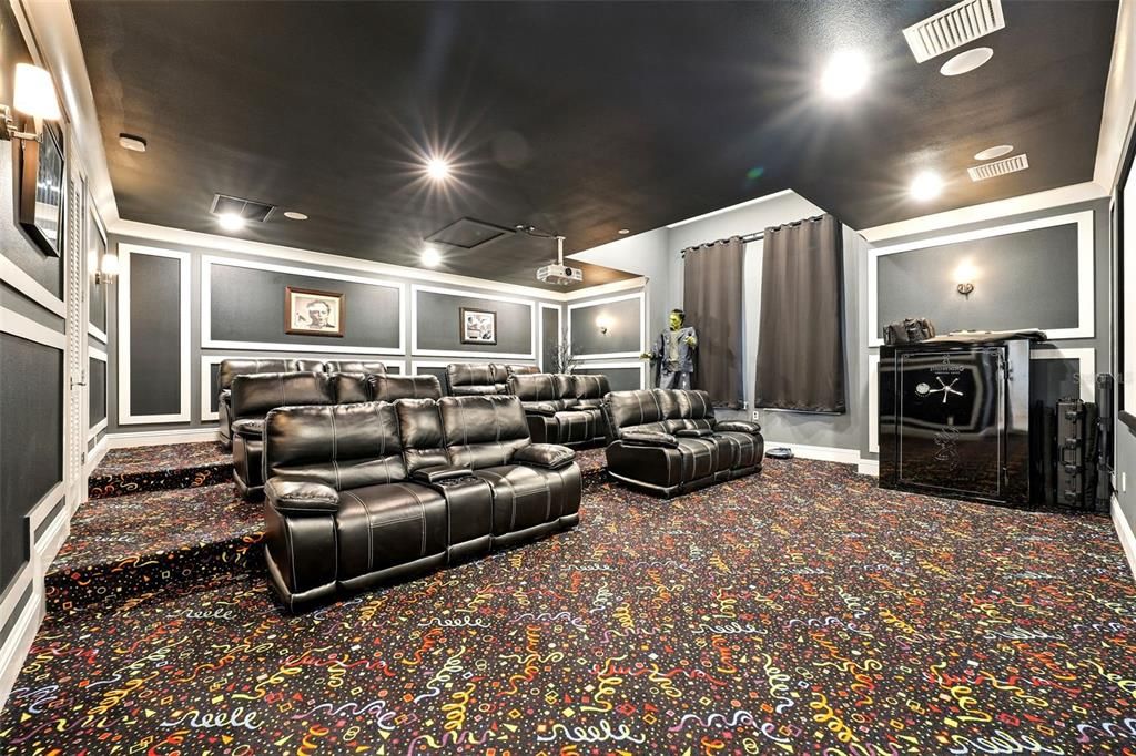 For Sale: $2,500,000 (7 beds, 7 baths, 5156 Square Feet)