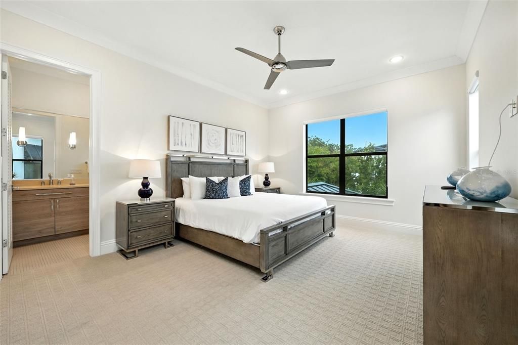 For Sale: $2,500,000 (7 beds, 7 baths, 5156 Square Feet)