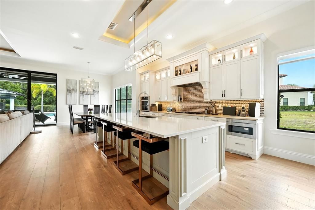 For Sale: $2,500,000 (7 beds, 7 baths, 5156 Square Feet)