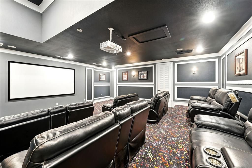 For Sale: $2,500,000 (7 beds, 7 baths, 5156 Square Feet)