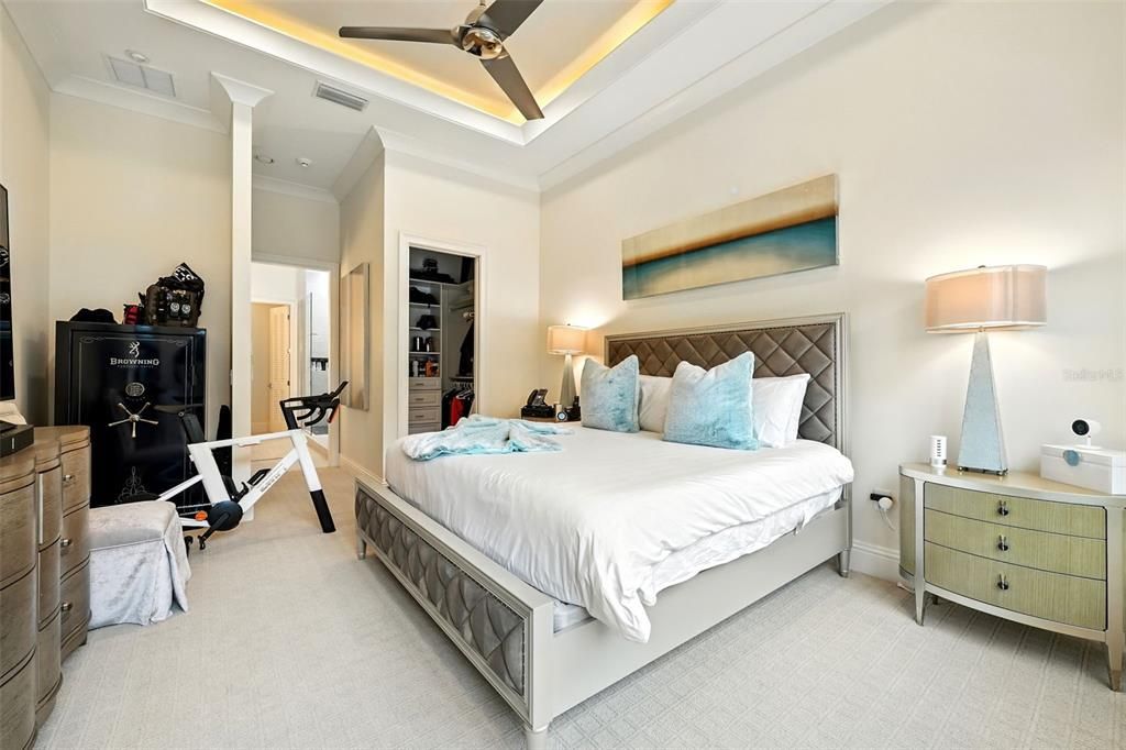 For Sale: $2,500,000 (7 beds, 7 baths, 5156 Square Feet)