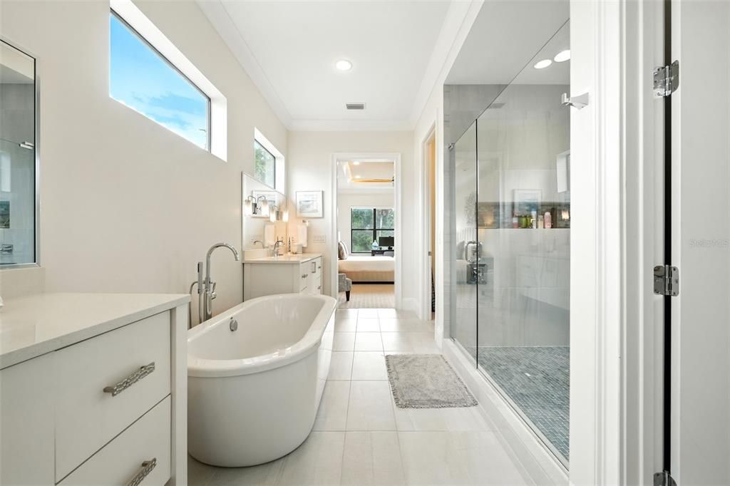 For Sale: $2,500,000 (7 beds, 7 baths, 5156 Square Feet)