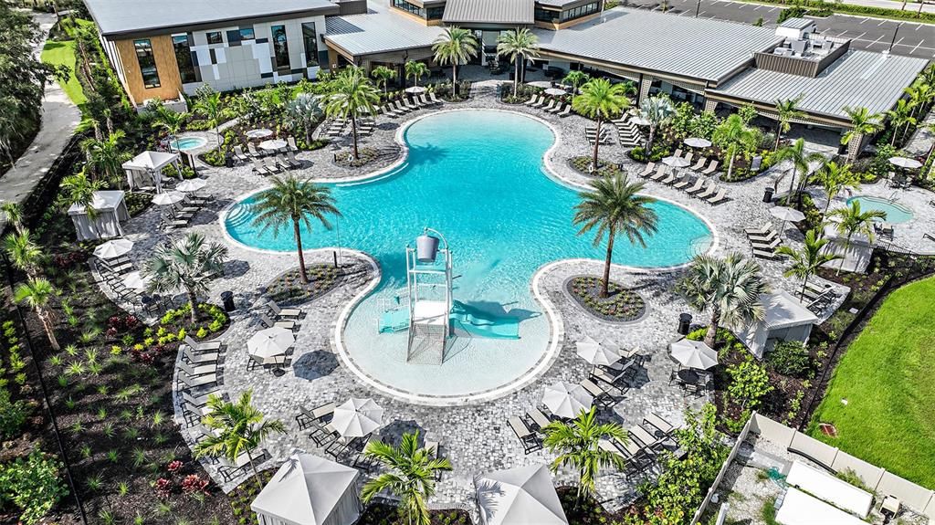 Active With Contract: $462,574 (2 beds, 2 baths, 1533 Square Feet)