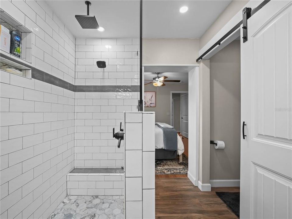 На продажу: $734,900 (3 спален, 2 ванн, 1417 Квадратных фут)