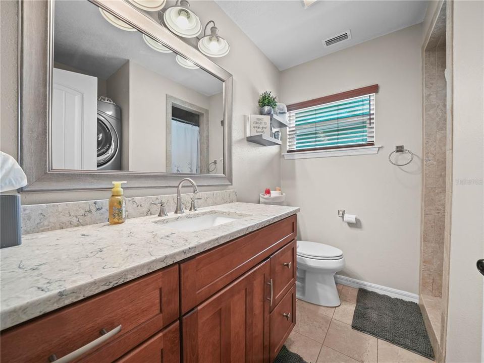 На продажу: $734,900 (3 спален, 2 ванн, 1417 Квадратных фут)