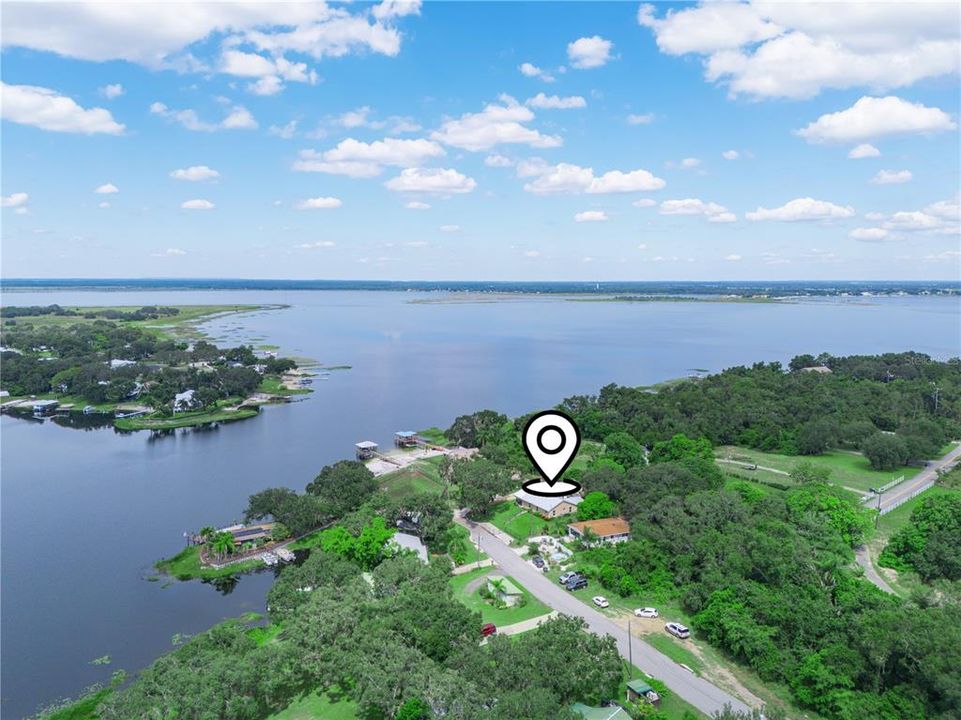 На продажу: $734,900 (3 спален, 2 ванн, 1417 Квадратных фут)