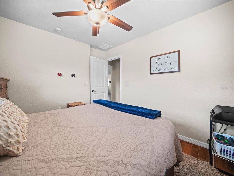 На продажу: $734,900 (3 спален, 2 ванн, 1417 Квадратных фут)