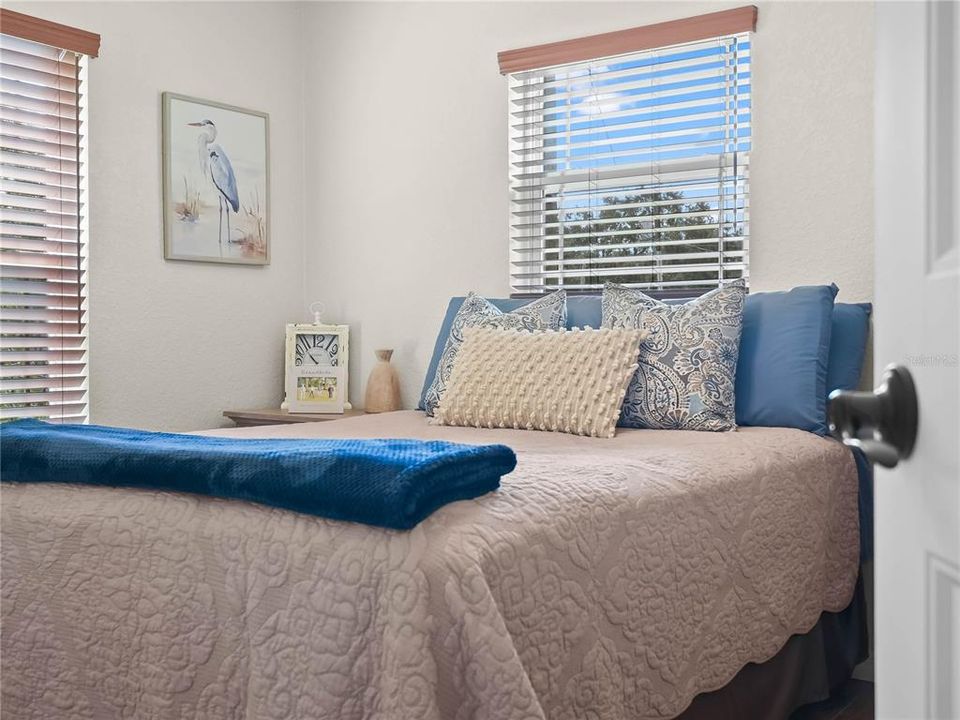 На продажу: $734,900 (3 спален, 2 ванн, 1417 Квадратных фут)