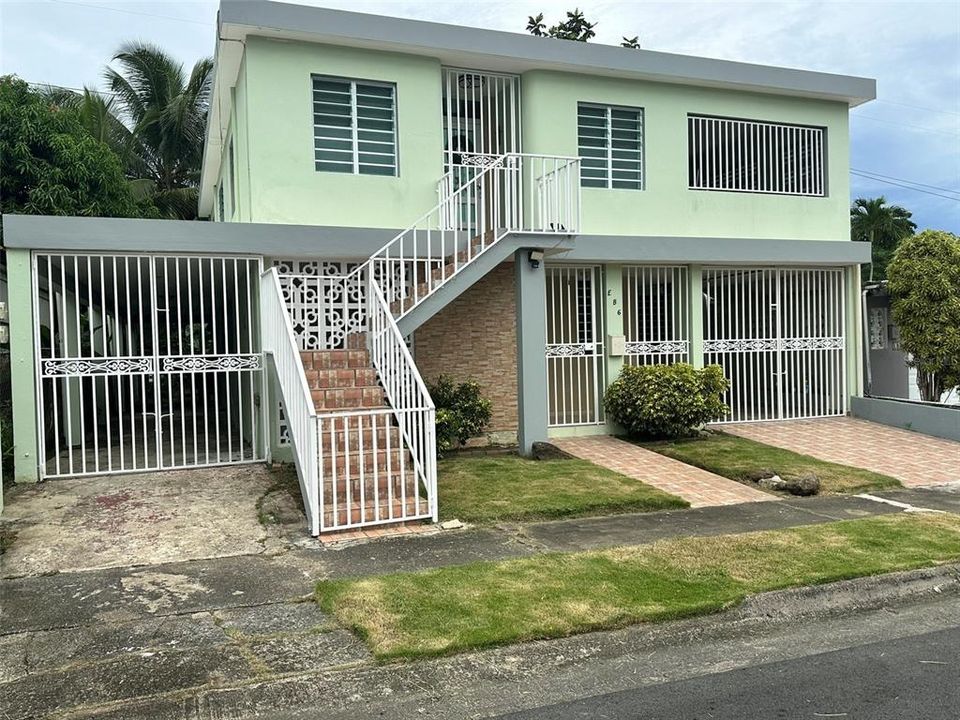 Recently Rented: $1,200 (3 beds, 2 baths, 1069 Square Feet)