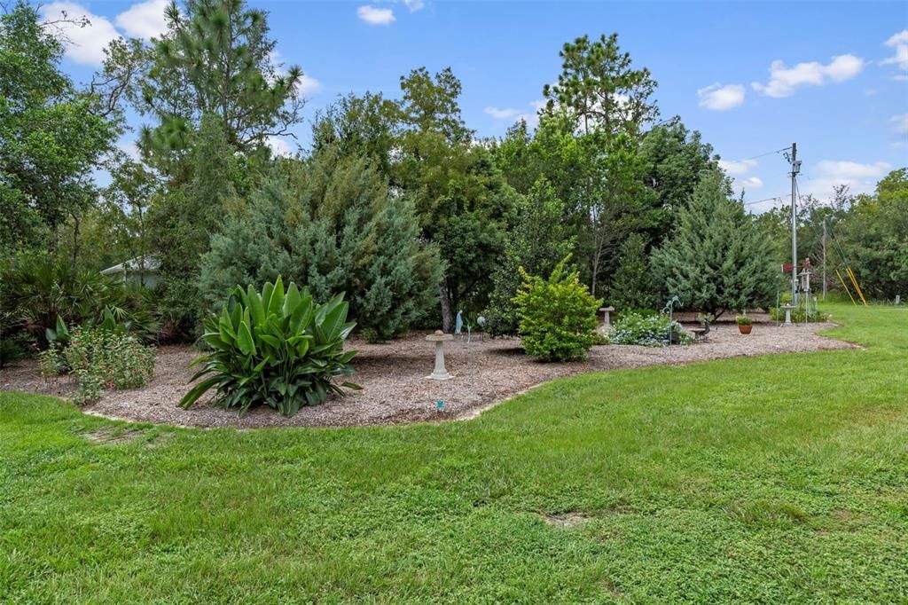 For Sale: $549,900 (3 beds, 3 baths, 1943 Square Feet)