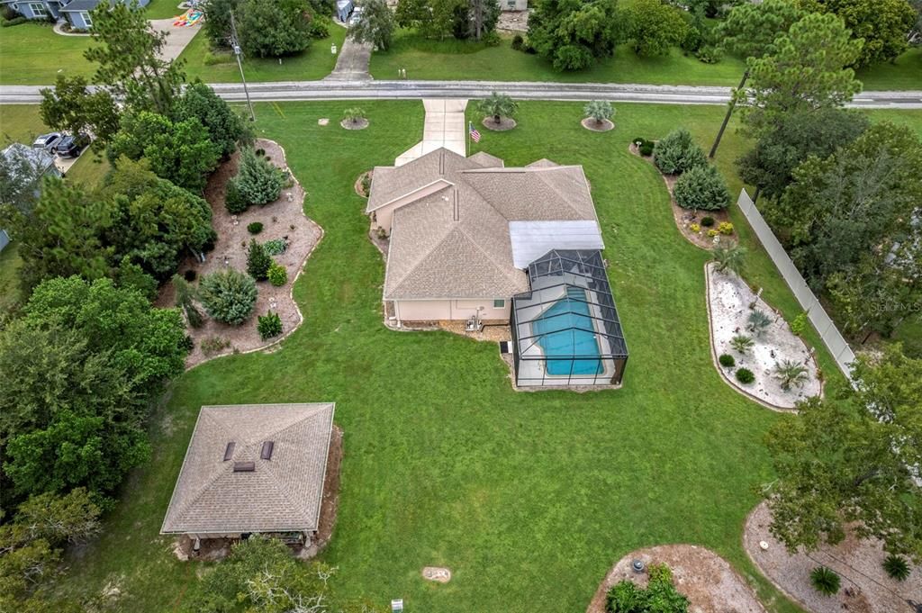 For Sale: $549,900 (3 beds, 3 baths, 1943 Square Feet)