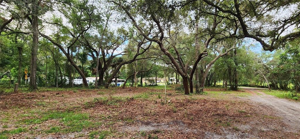 For Sale: $850,000 (1 beds, 1 baths, 1152 Square Feet)