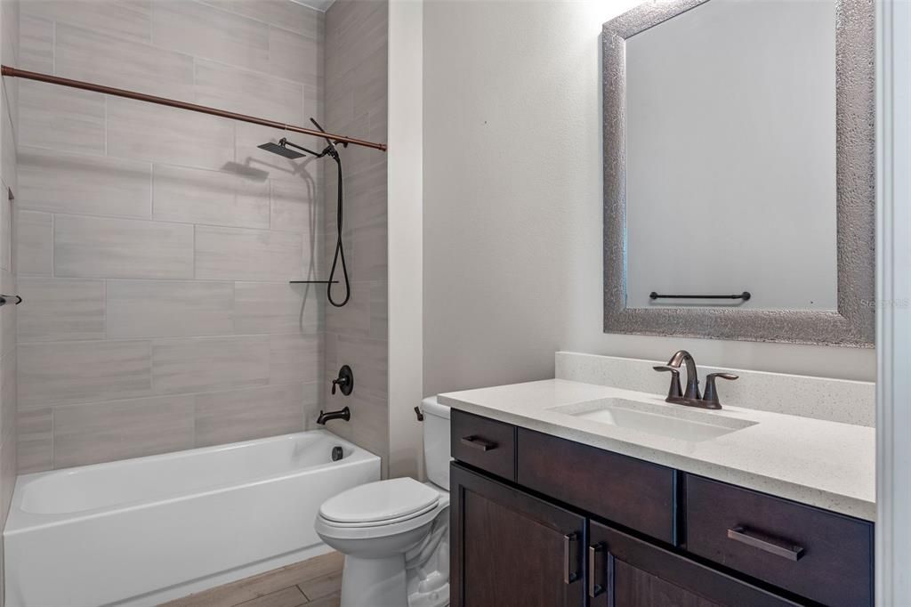 En Venta: $1,999,000 (4 camas, 5 baños, 4268 Pies cuadrados)