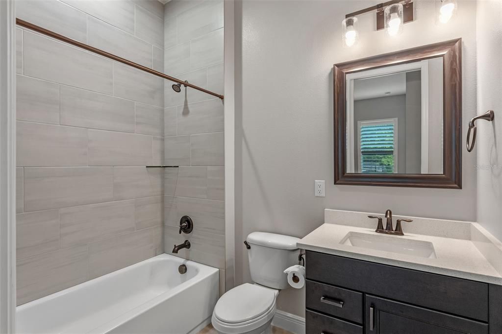 En Venta: $1,999,000 (4 camas, 5 baños, 4268 Pies cuadrados)