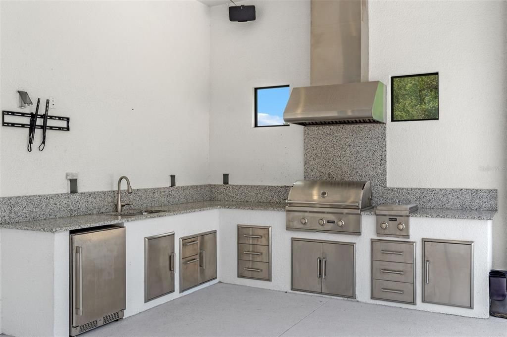 En Venta: $1,999,000 (4 camas, 5 baños, 4268 Pies cuadrados)