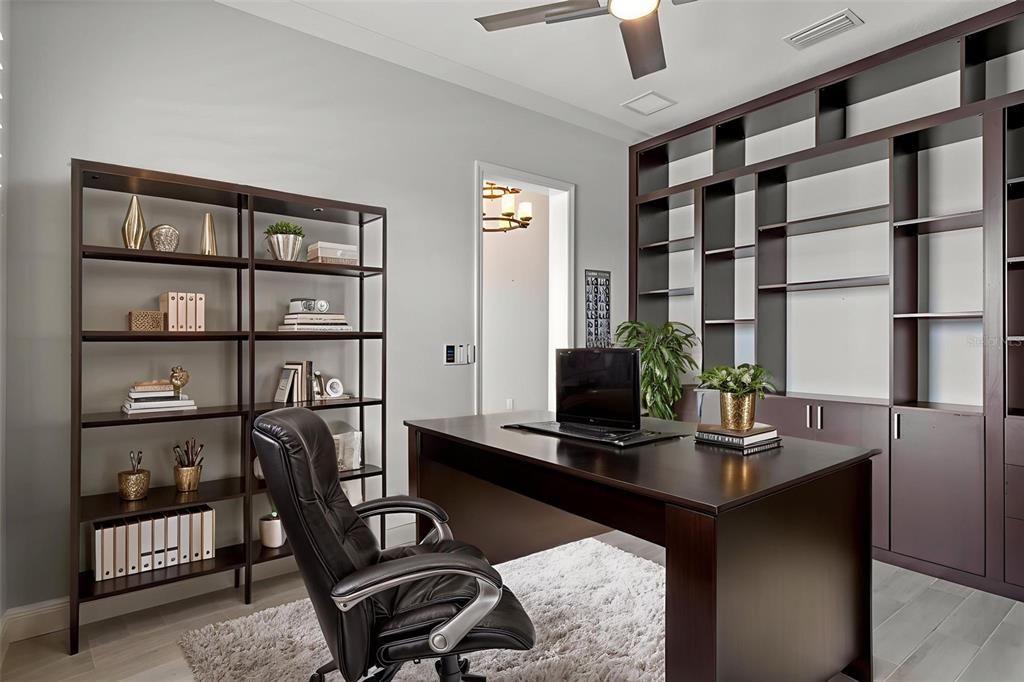 En Venta: $1,999,000 (4 camas, 5 baños, 4268 Pies cuadrados)