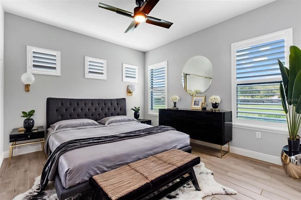 En Venta: $1,999,000 (4 camas, 5 baños, 4268 Pies cuadrados)