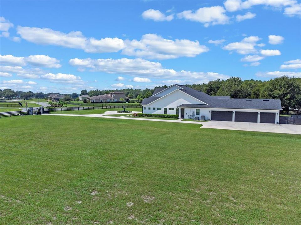 En Venta: $1,999,000 (4 camas, 5 baños, 4268 Pies cuadrados)