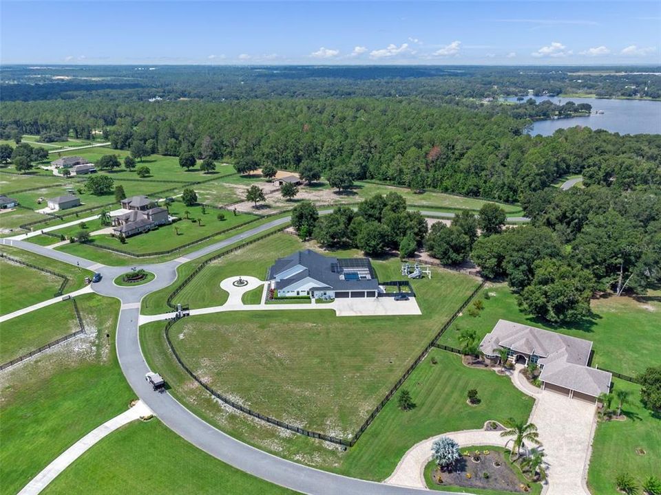 En Venta: $1,999,000 (4 camas, 5 baños, 4268 Pies cuadrados)