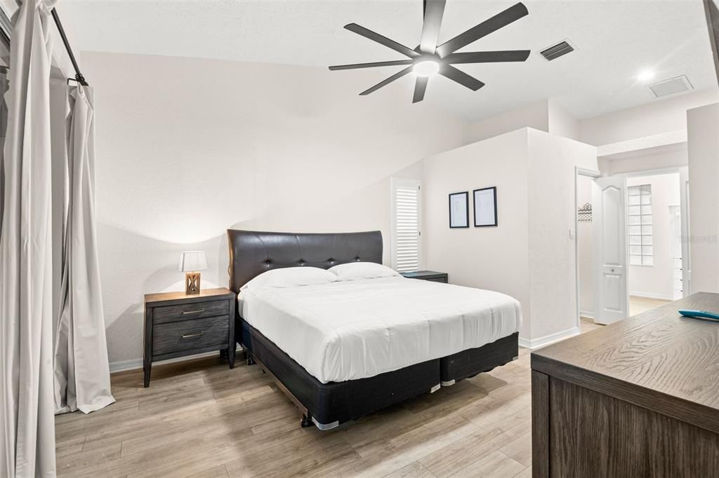 For Rent: $3,700 (3 beds, 2 baths, 1673 Square Feet)