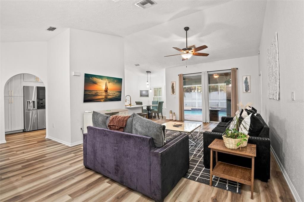 For Rent: $3,700 (3 beds, 2 baths, 1673 Square Feet)