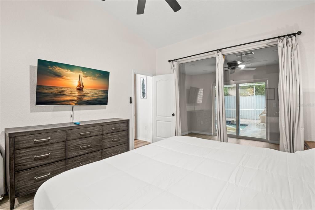 For Rent: $3,700 (3 beds, 2 baths, 1673 Square Feet)